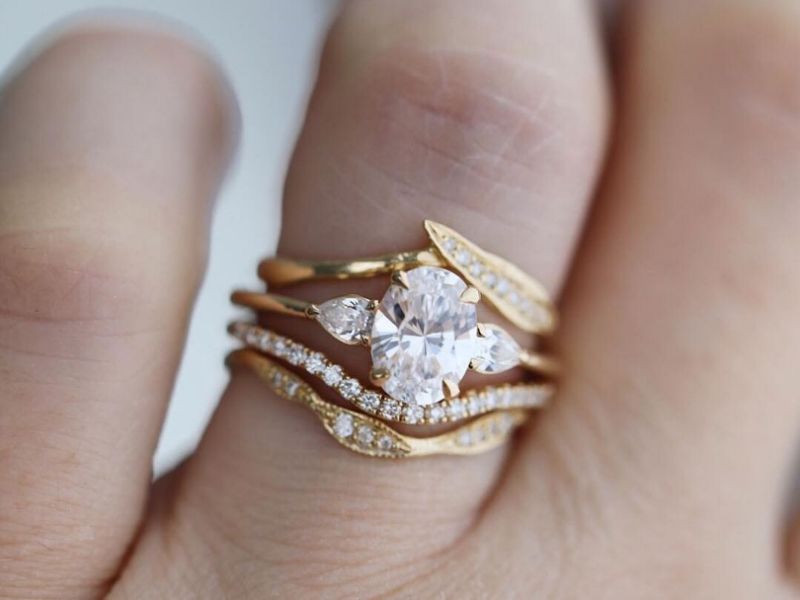 Looking For Engagement Rings? Check These Trends! – Rac Boutique