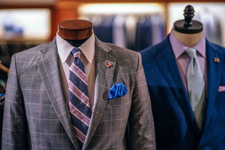A Perfect suit-shirt match is all you need